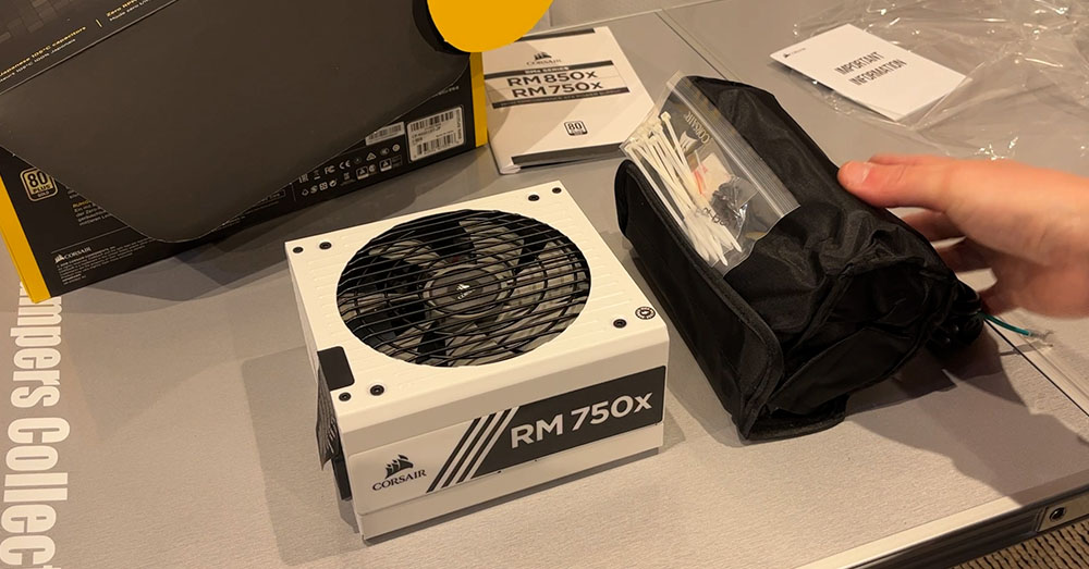 Corsair RM750 White PC電源ユニット 750W 80PLUS Gold認証 フルモジュラー ATX